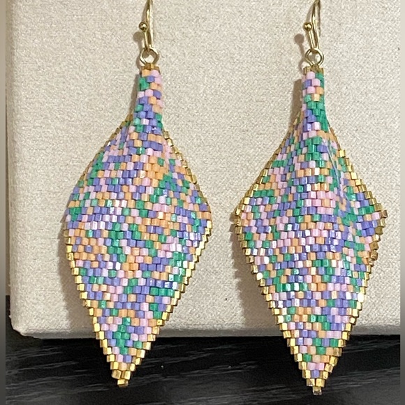 🎉❤️ Emma Rose Multicolor Beaded Earrings - Picture 1 of 2